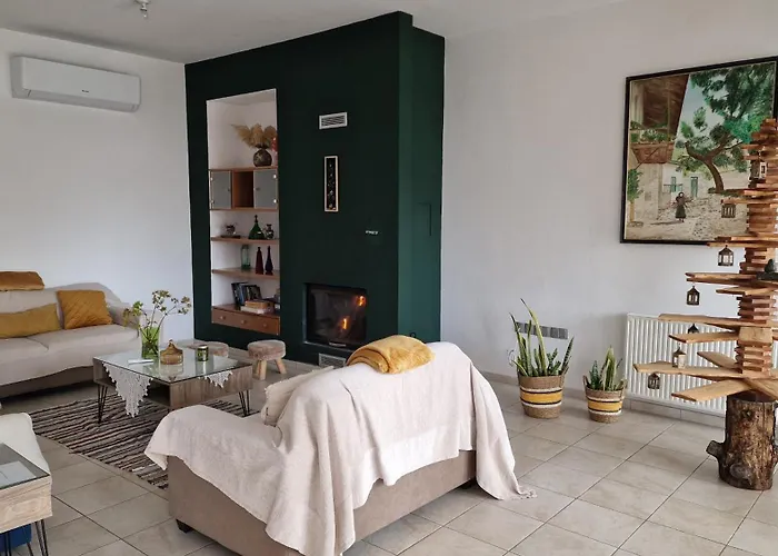 The Mountain House - Escape Life Paphos