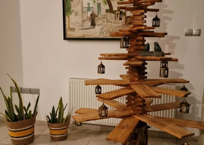 The Mountain House - Escape Life *