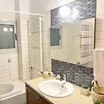 The Mountain House - Escape Life Apartamento